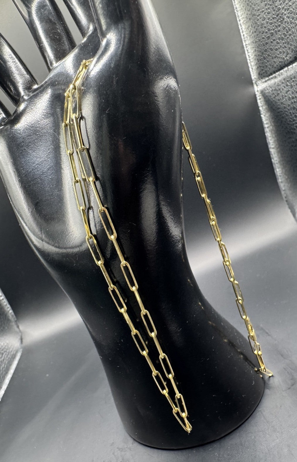 14K Yellow Gold Paperclip Chain Necklace 22in 2.54mm 5.9 Grams