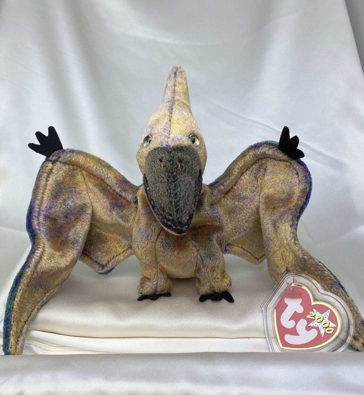 Pterodáctilo Ty Beanie Baby Swoop raro retirado del año 2000 con menta y errores