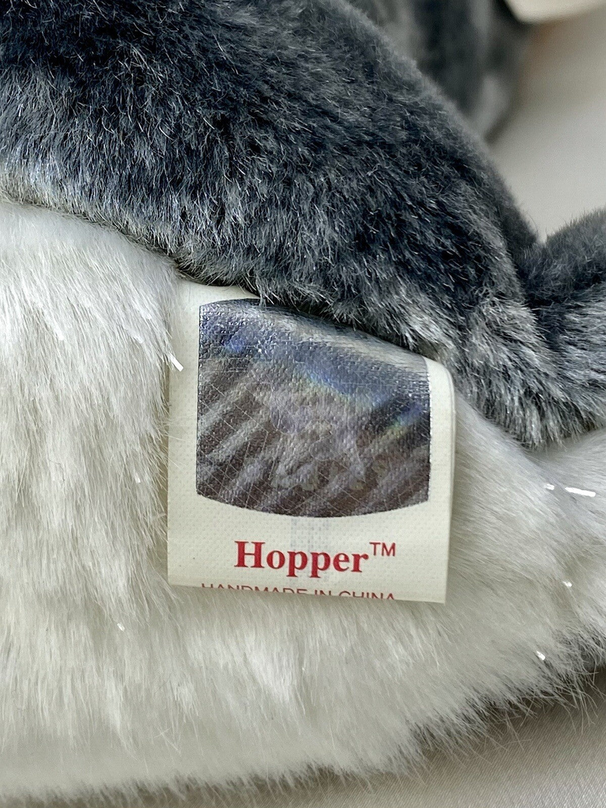 Rare Retired Ty Beanie Baby Hopper The Bunny 2000 Mint P.E. Pellets With Errors