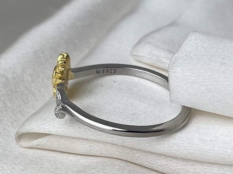 Sterling Silver 925 Cubic Zirconia Stone Sunflower Adjustable Size 6 - 8 Ring 🌻
