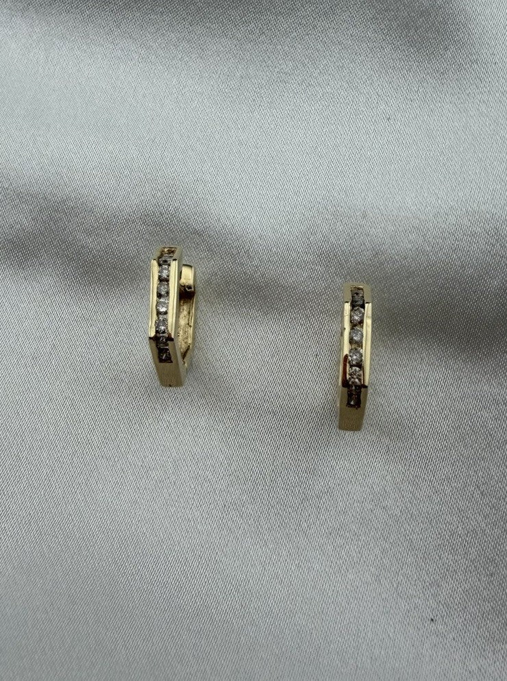 14K Yellow Gold Diamond Geometric Huggie Earrings 2.25 Grams Hinged 13.26x2.47mm