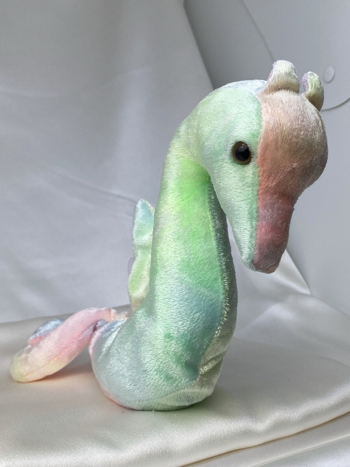 Rare Retired Ty Beanie Baby Neon The Seahorse 1999 Mint P.E. Pellets With Errors