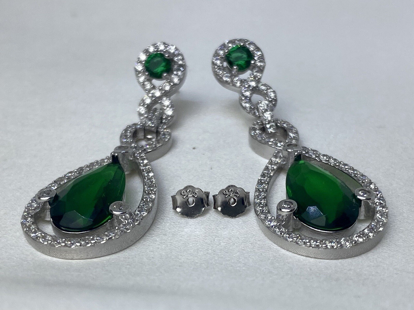 Broadway 1 Sterling Silver 925 16x43mm Green Drop Dangle Earrings Cubic Zirconia