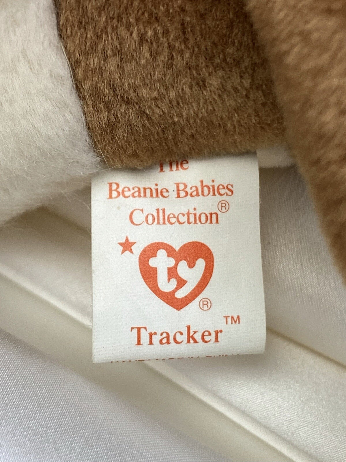 Rare Retired Ty Beanie Baby Tracker The Dog 1997-1998 Mint P.E. Multiple Errors