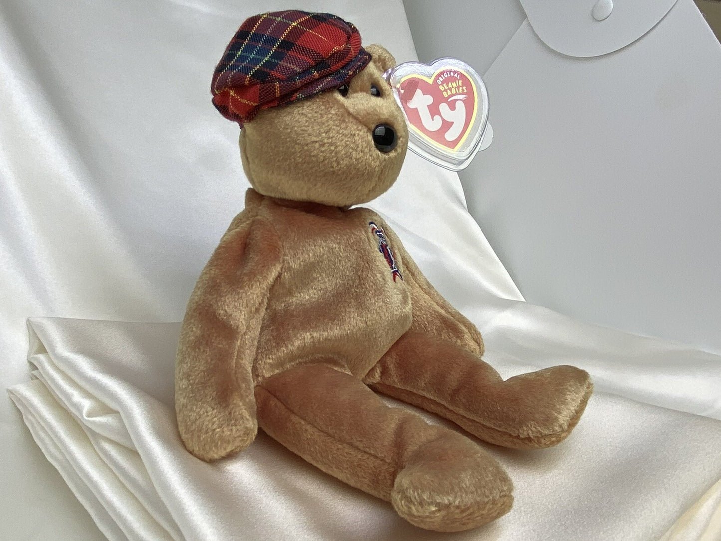 Ty Beanie Baby ChariTee The Bear Golf Plush 2004 with Tag Protector