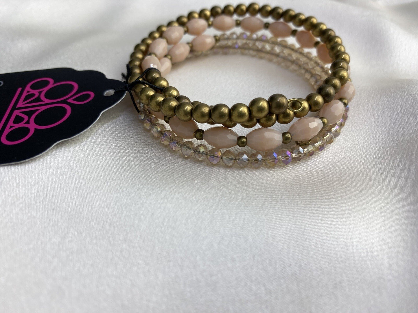 Conjunto de joyas Paparazzi de 4 piezas Celestial Chapter, Sheen Season y Effulgent Era
