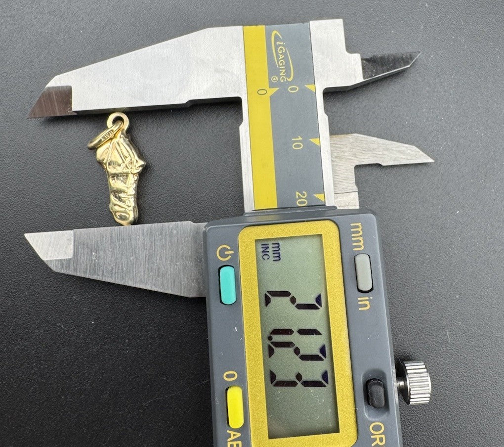 Colgante de Tacos de Fútbol 3D de Oro Amarillo de 14K 1.8 Gramos 21x9mm Calado Amuleto Deportivo