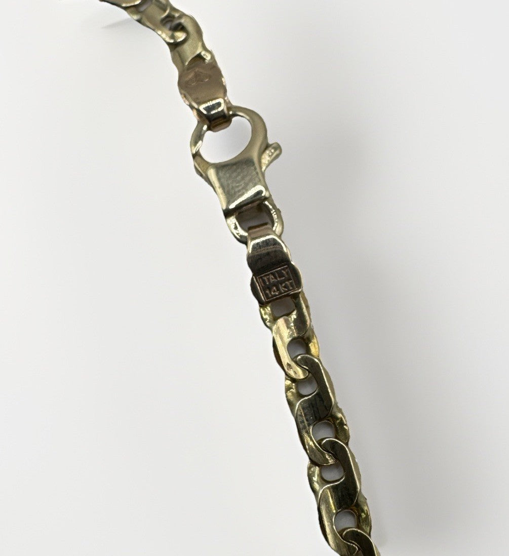 14K Yellow Gold Figaro Chain Bracelet 6.75in 3.85mm 5.9 Grams Italy Heart Emblem