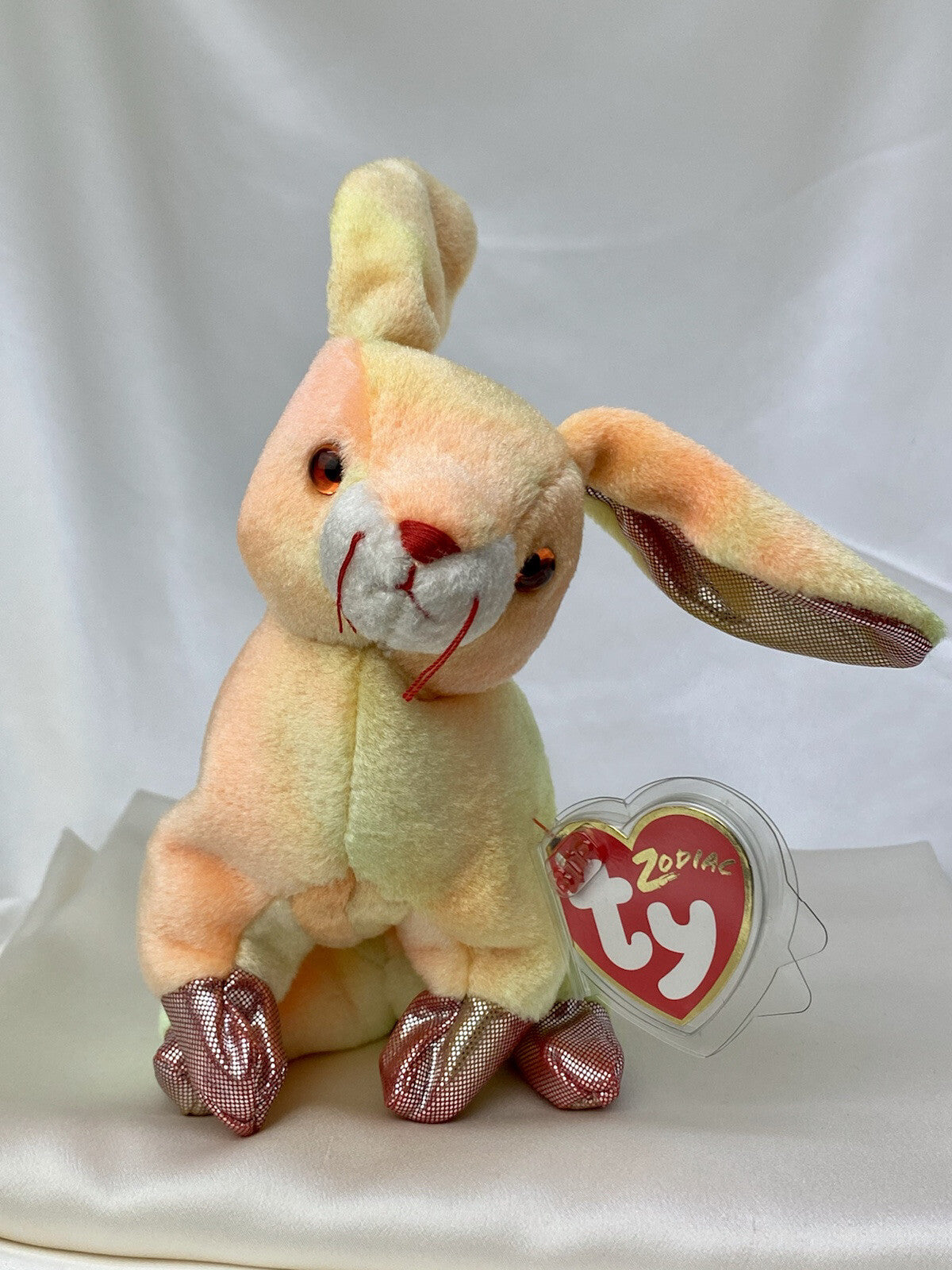Conejo Beanie Baby Ty Retirado Raro Horóscopo El Conejo 2000 Menta P.E. Con Errores