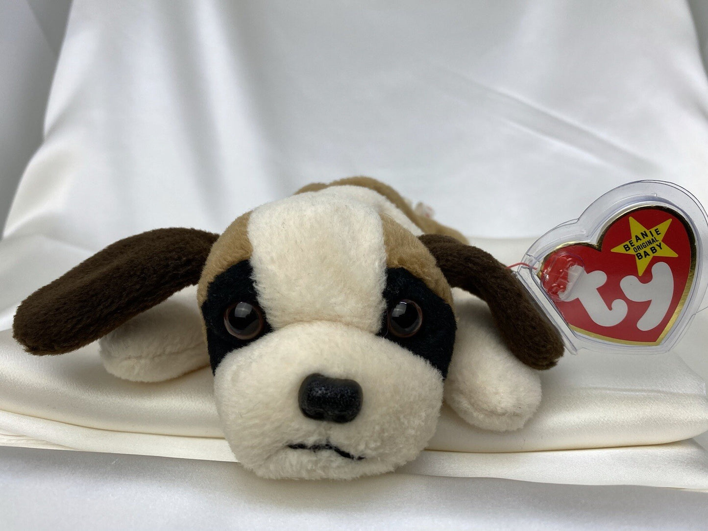Rare Retired Ty Beanie Baby Bernie The Dog 1996 P.V.C. Pellets W Numerous Error