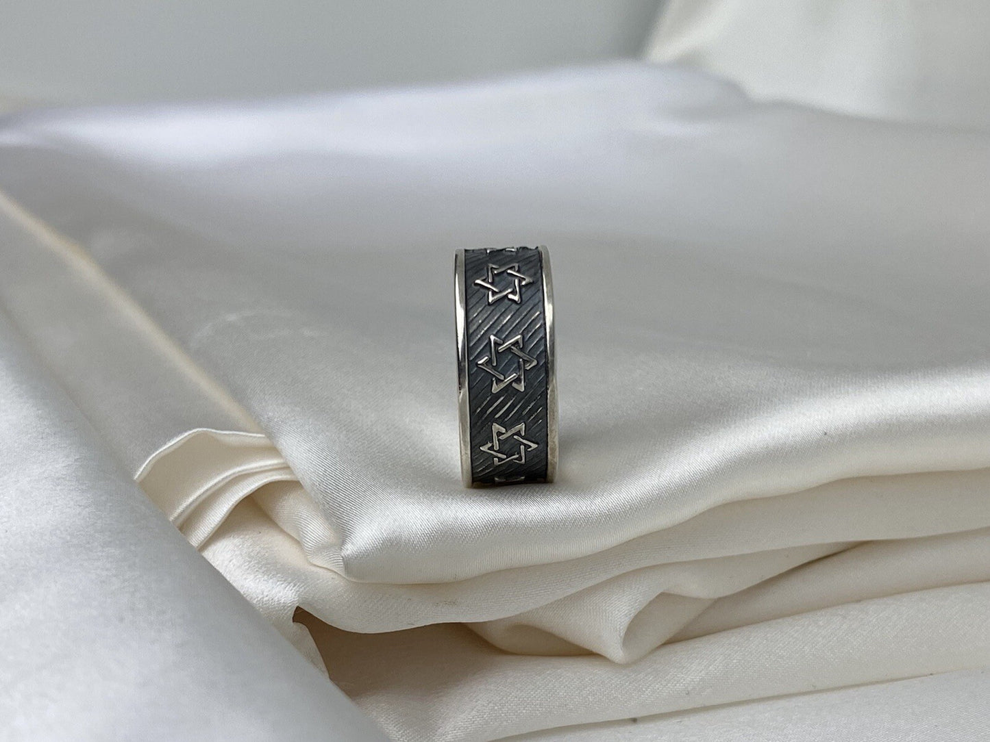Sterling Silver 925 Star Of David Unisex Black Outer 8mm Band Ring Size 6.75