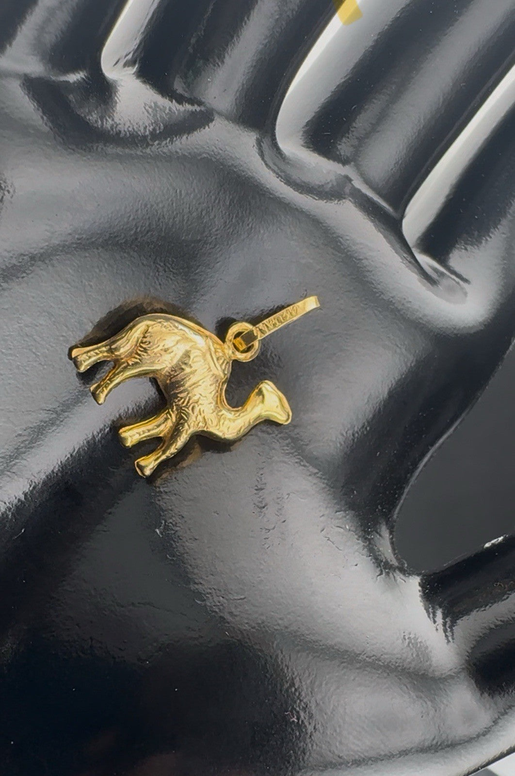 Vintage 14K Yellow Gold 3D Camel Pendant Charm 1.7 Grams 14x20mm Made In Italy