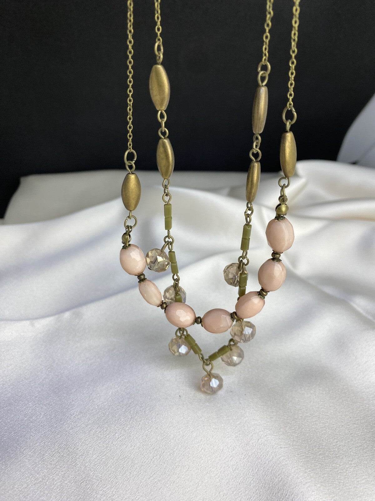 Conjunto de joyas Paparazzi de 4 piezas Celestial Chapter, Sheen Season y Effulgent Era