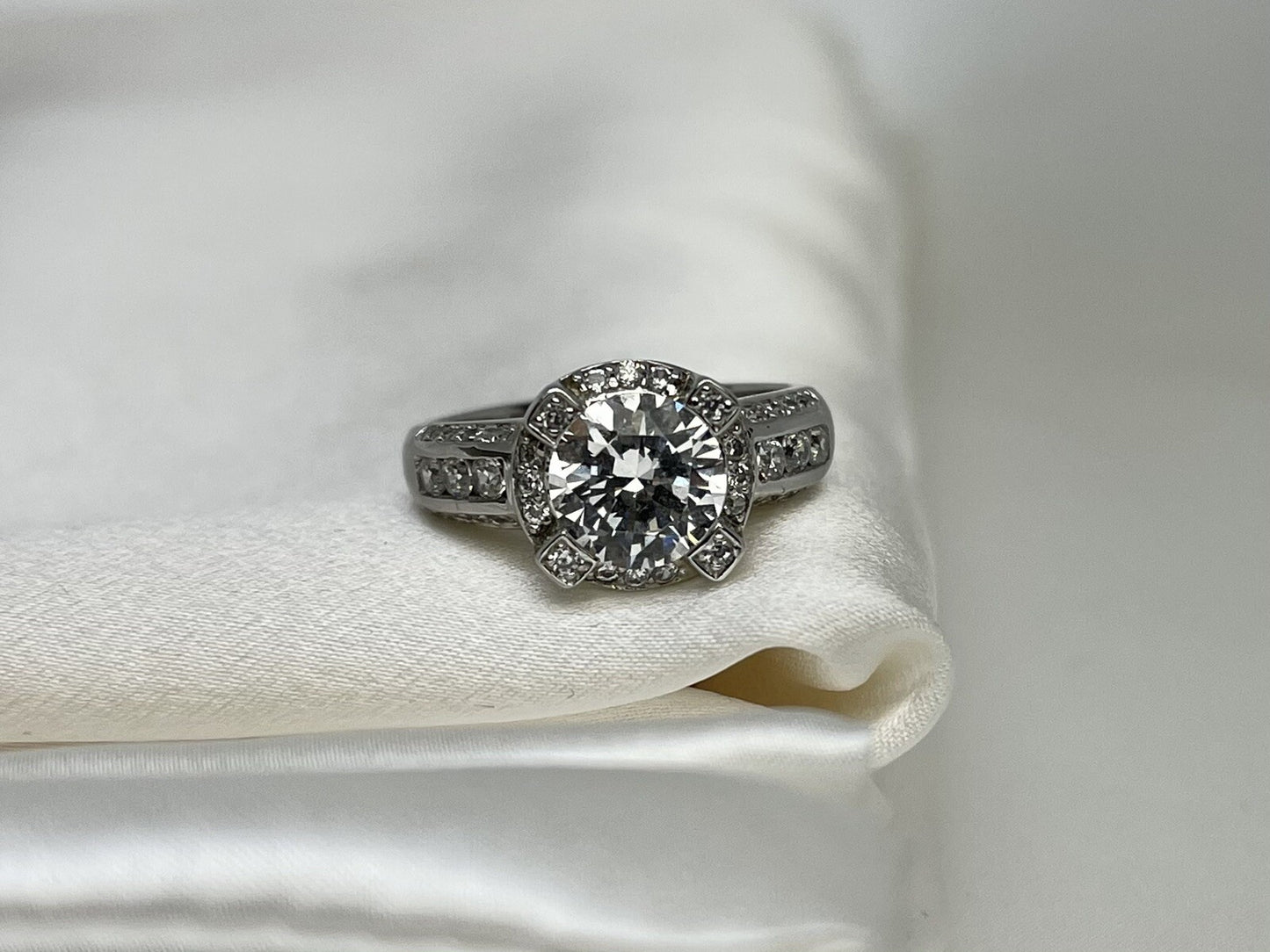 Round Cut Engagement Cubic Zirconia Ring Rhodium Plated Sterling Silver 925