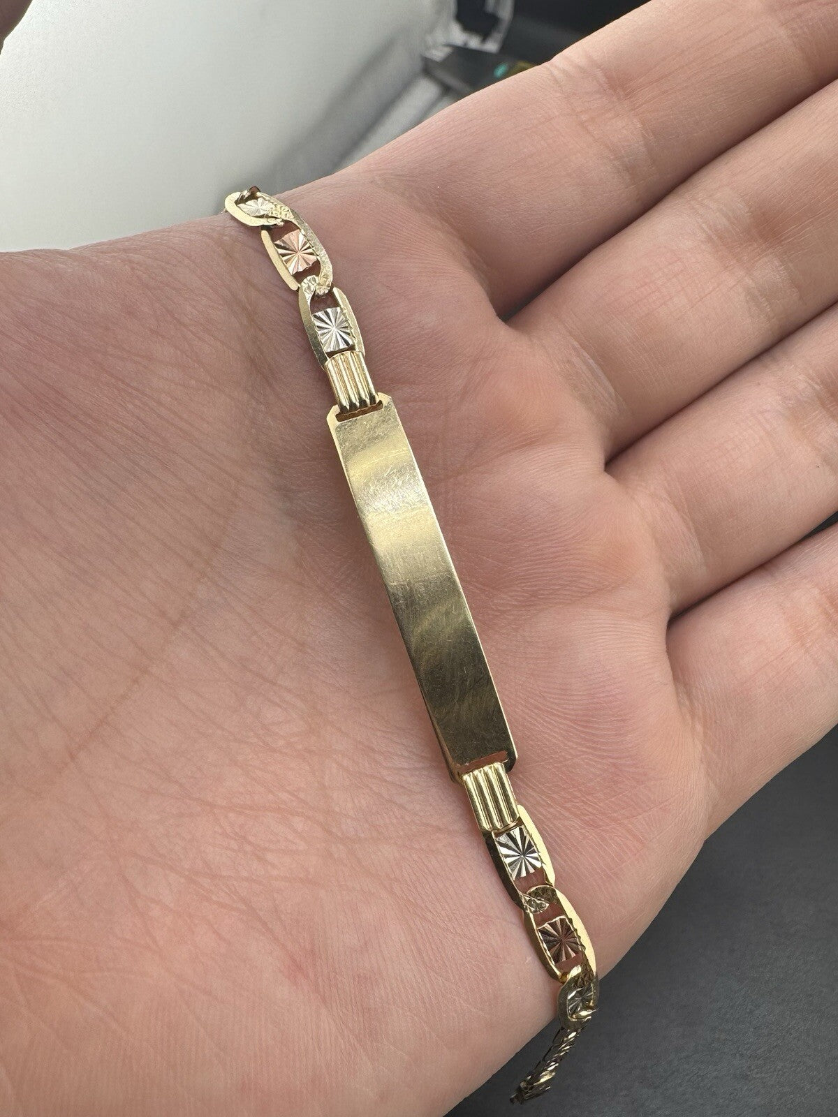 Engravable 14K Gold Tri-Color Personalized Valentino ID Bracelet 8in 7.5 Grams