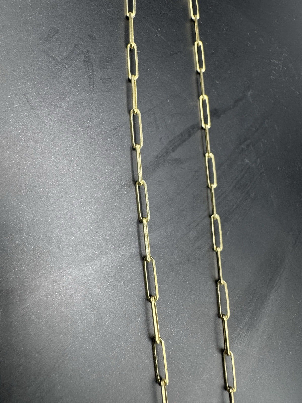 14K Yellow Gold Paperclip Chain Necklace 22in 2.54mm 5.9 Grams