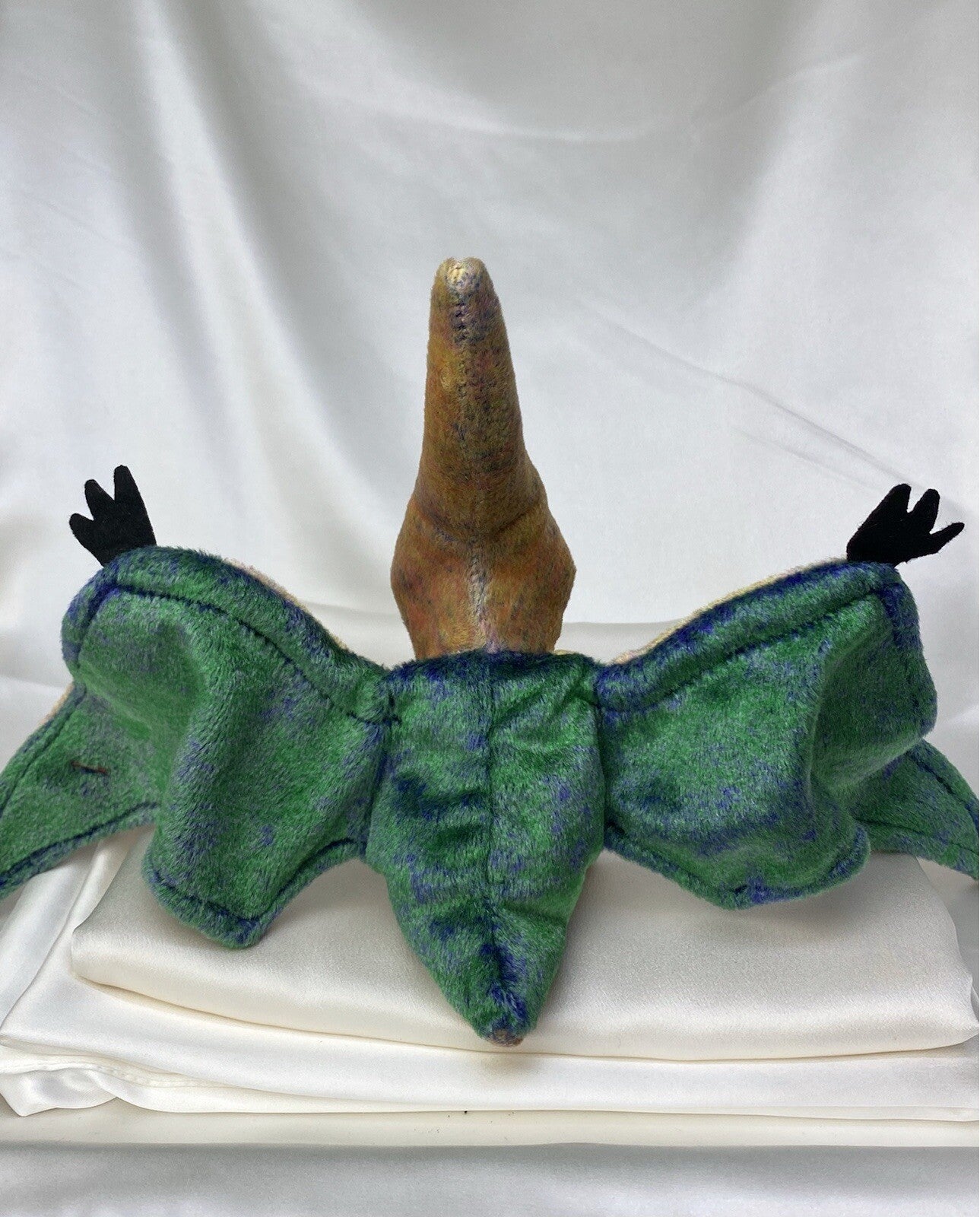 Pterodáctilo Ty Beanie Baby Swoop raro retirado del año 2000 con menta y errores
