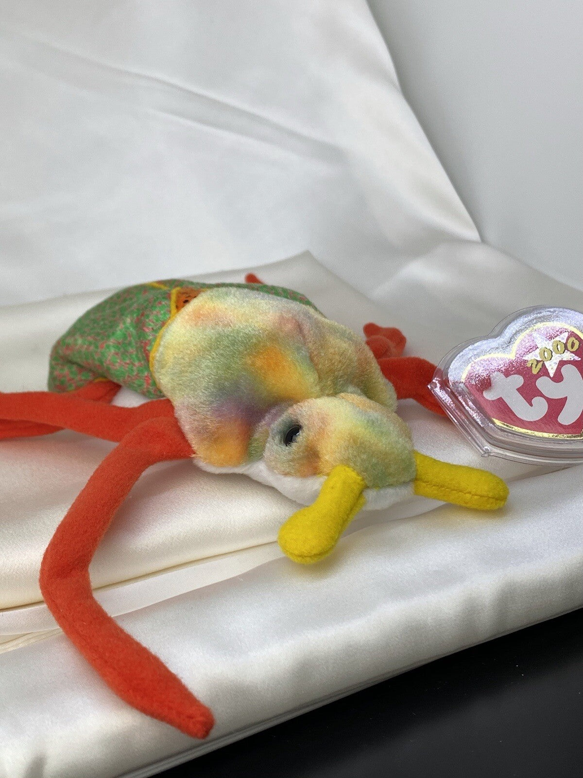 Rare Retired Ty Beanie Baby Scurry The Beetle 2000 Mint P.E. Pellets With Errors