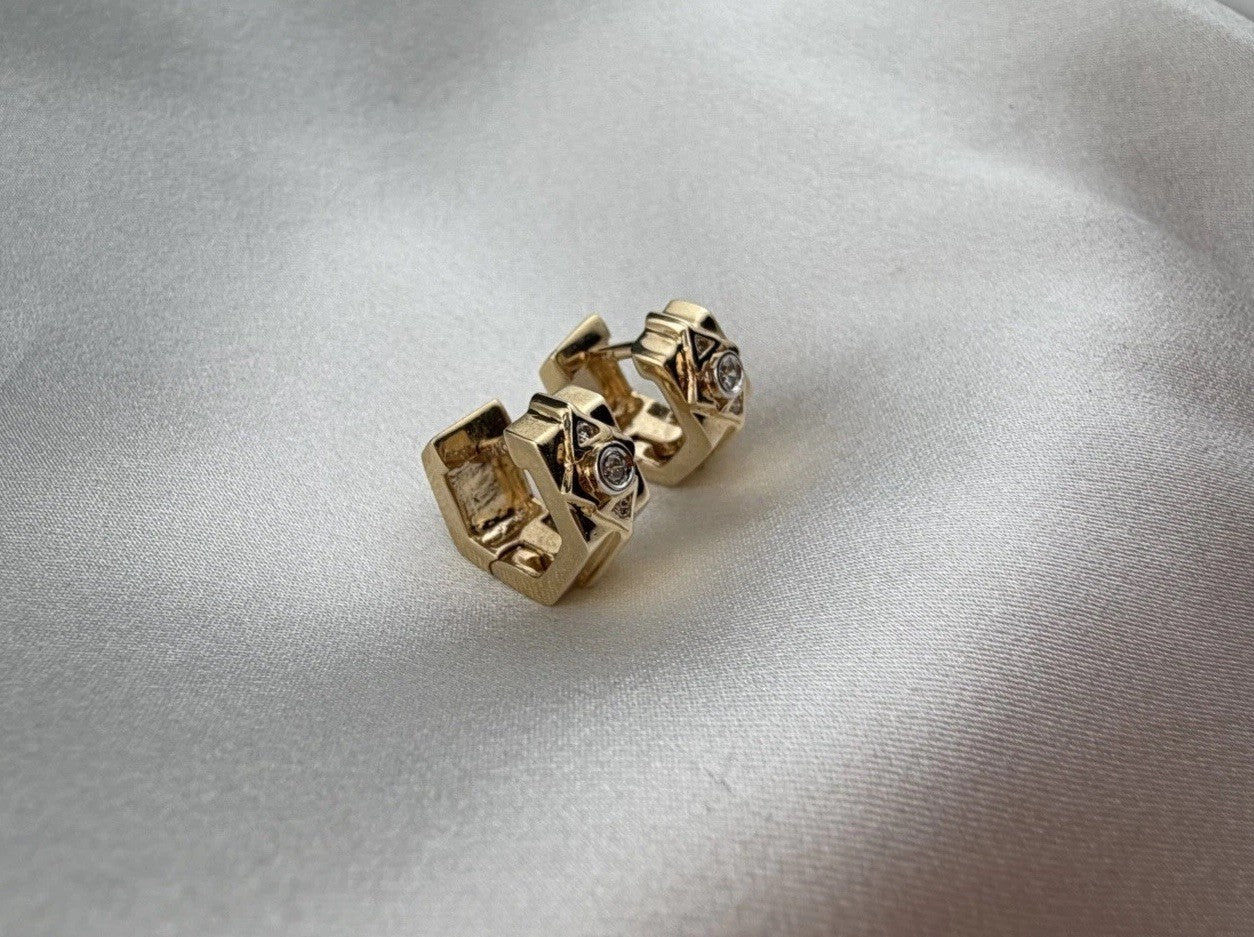 14K Yellow Gold Diamond Geometric Huggie Earrings 5.7 Grams Hinged 13.13x6.59mm