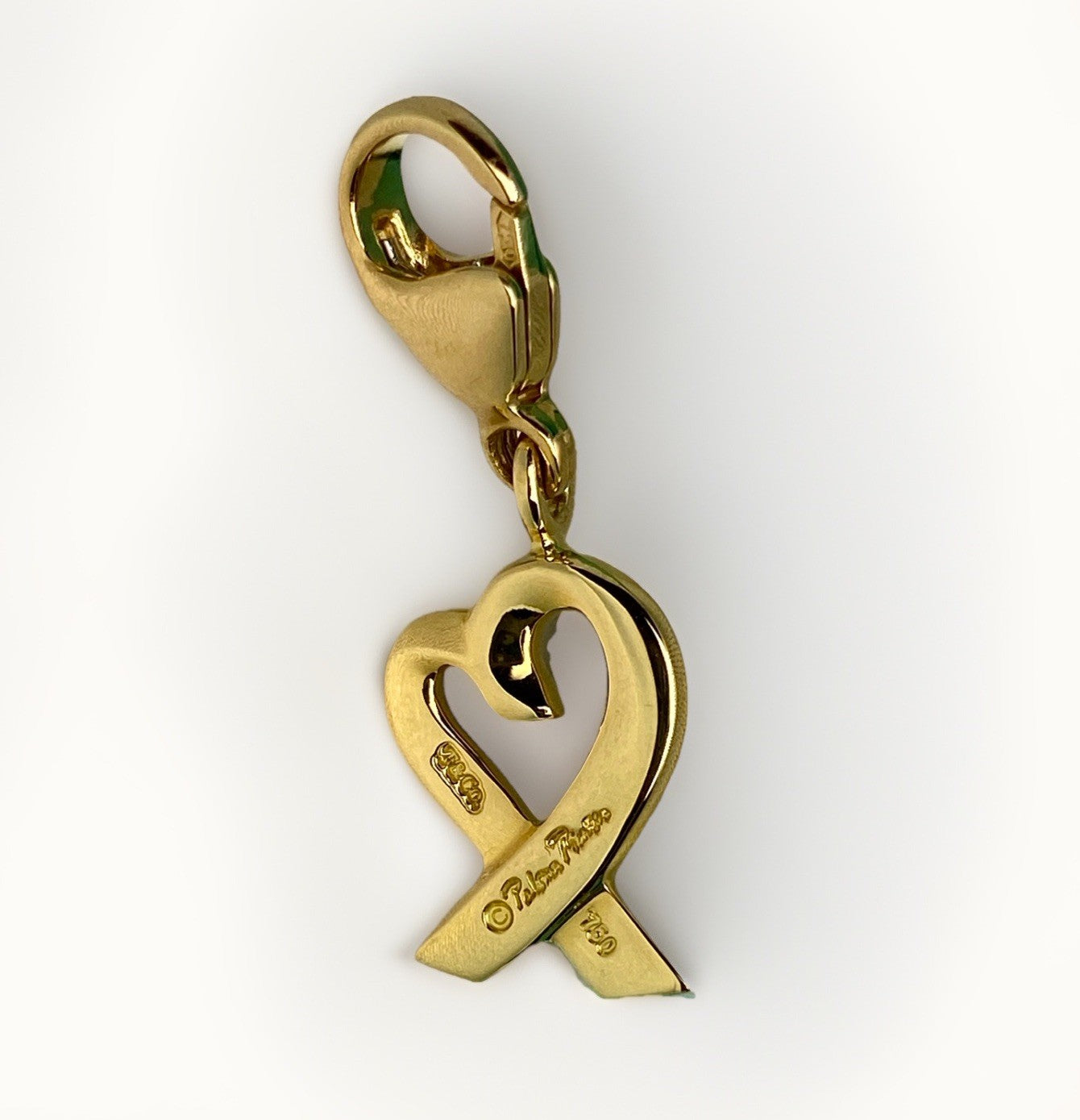 Tiffany & Co. 18K Gold Paloma Picasso Loving Heart XOX Kiss Pendant 3.7G Charm