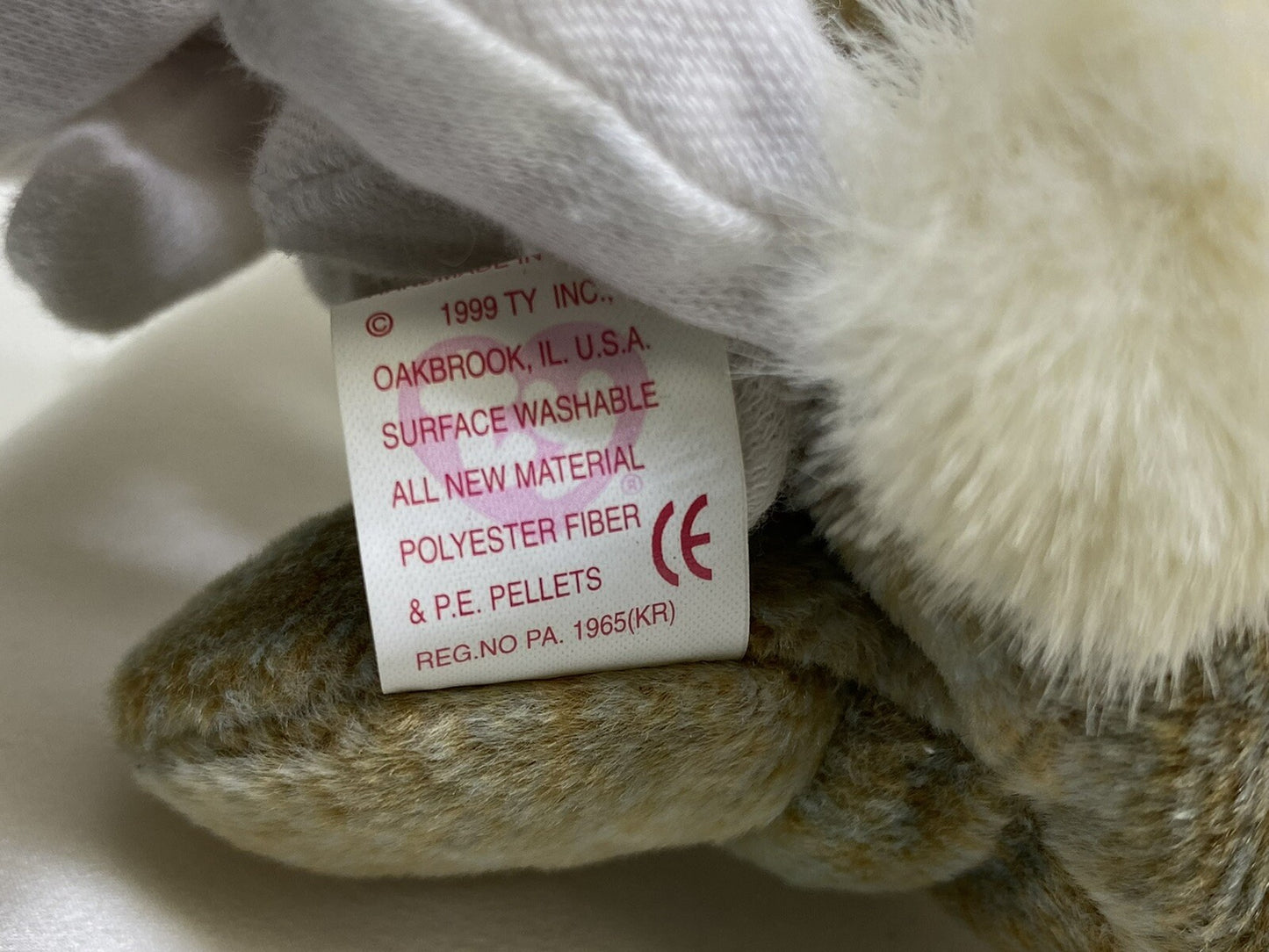 Ty Beanie Baby Nibbly The Bunny Plush 1999 Retired with Errors Tag Protector