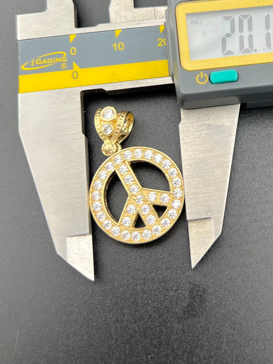 Colgante radiante con símbolo de paz en oro amarillo de 14k con diamantes CZ