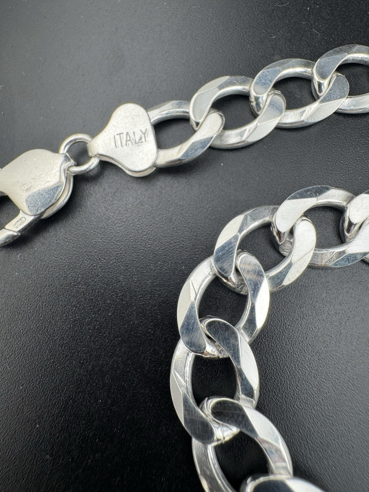 925 Silver Cuban Link Chain 24in 10.5mm 72.2 Grams Made in Italy Bold Statement
