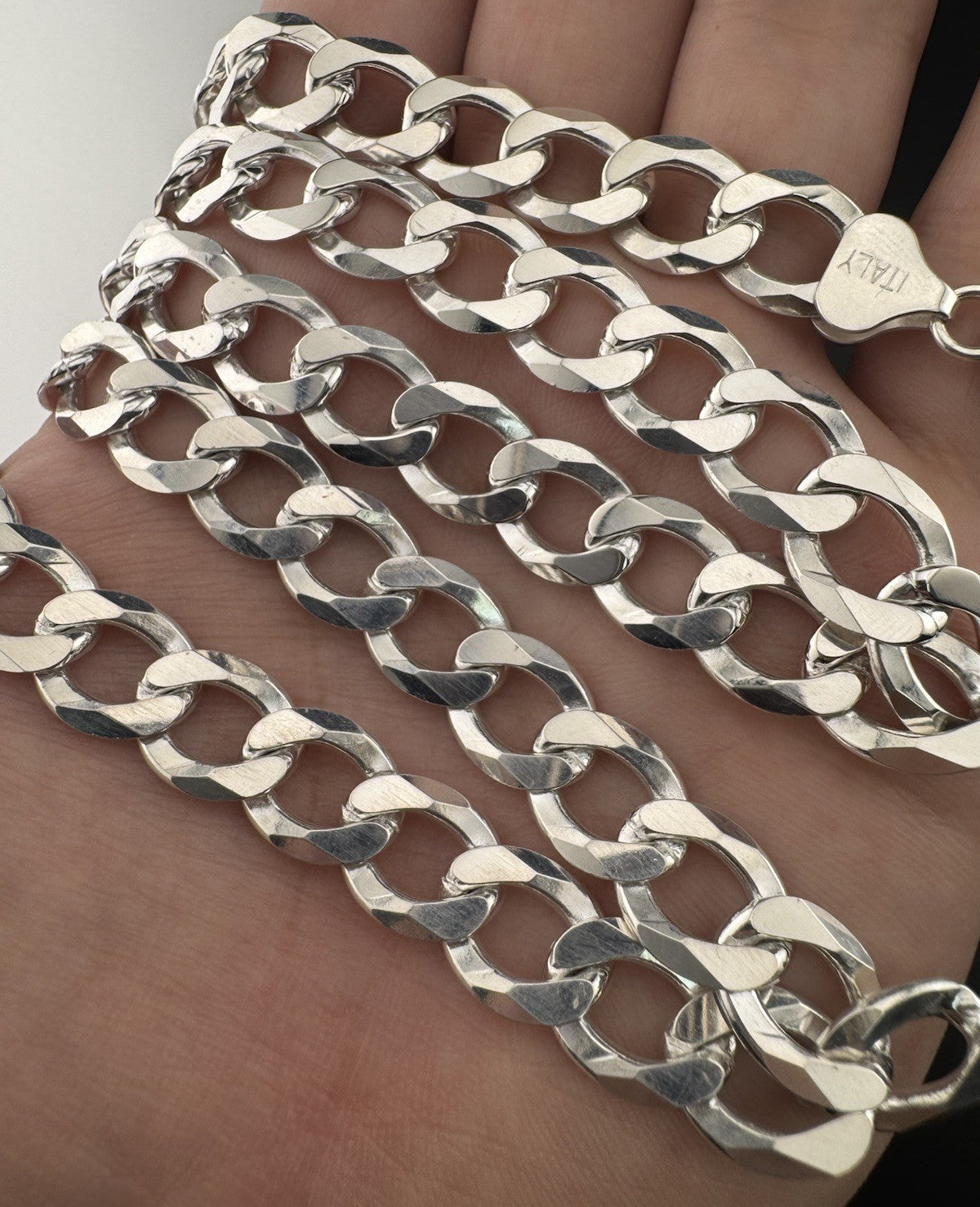 925 Silver Cuban Link Chain 24in 10.5mm 72.2 Grams Made in Italy Bold Statement