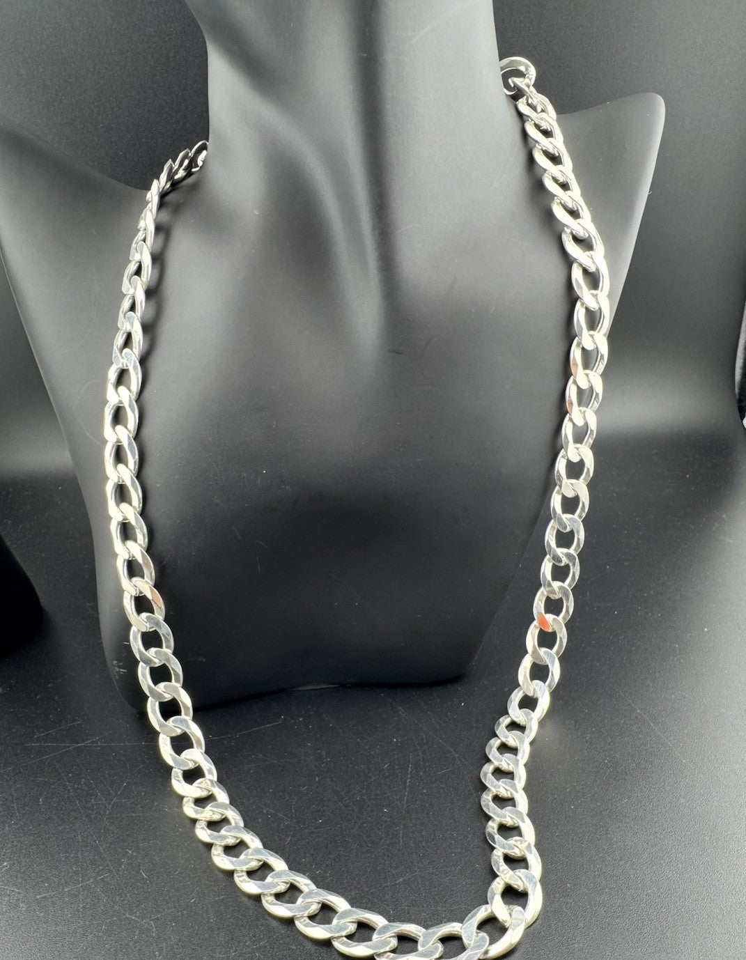 925 Silver Cuban Link Chain 24in 10.5mm 72.2 Grams Made in Italy Bold Statement