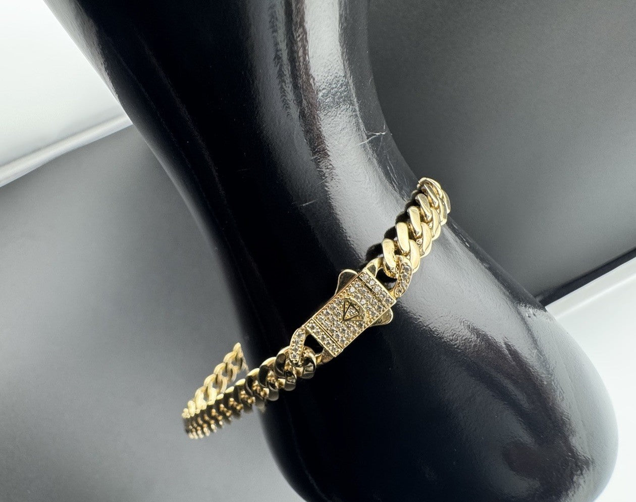 14K Gold Miami Cuban Link Anklet 10in 7.22mm 12.7 Gram Emblem Bail Push Lock *