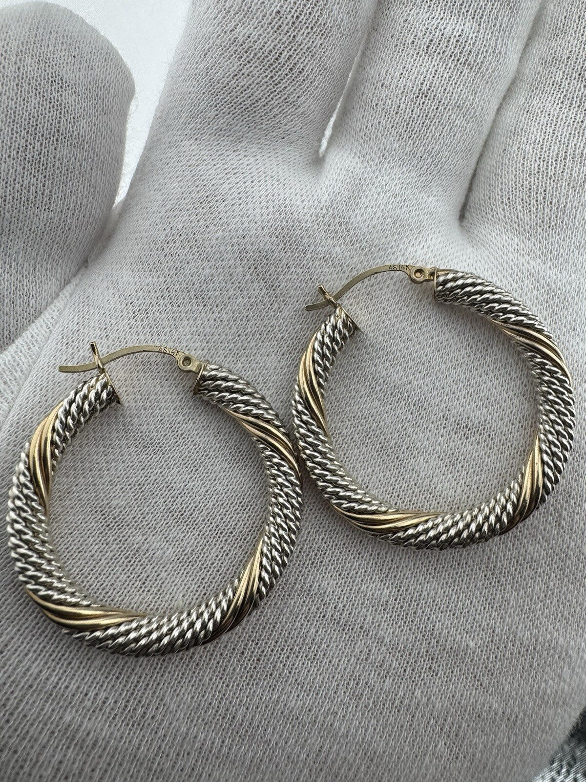 14K Yellow Gold 7.8G Huggie Hoop Earrings Cable Wrap Texture 33mm Length 925