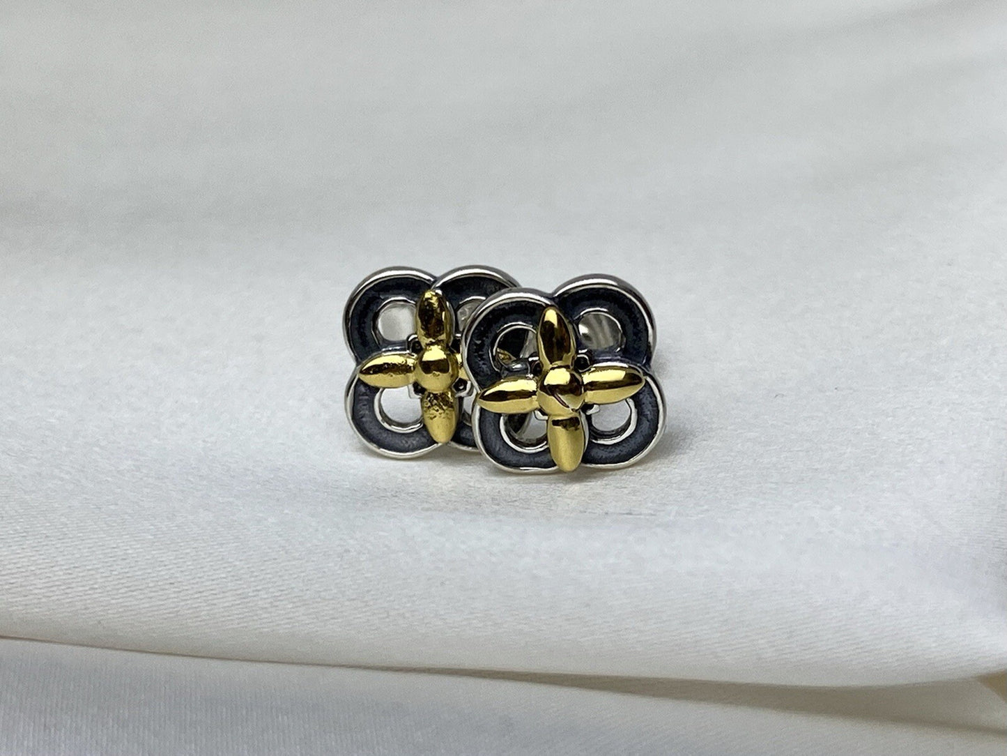 Pandora Sterling Silver 925 14k Yellow Gold Two-Tone Flower Stud Earrings