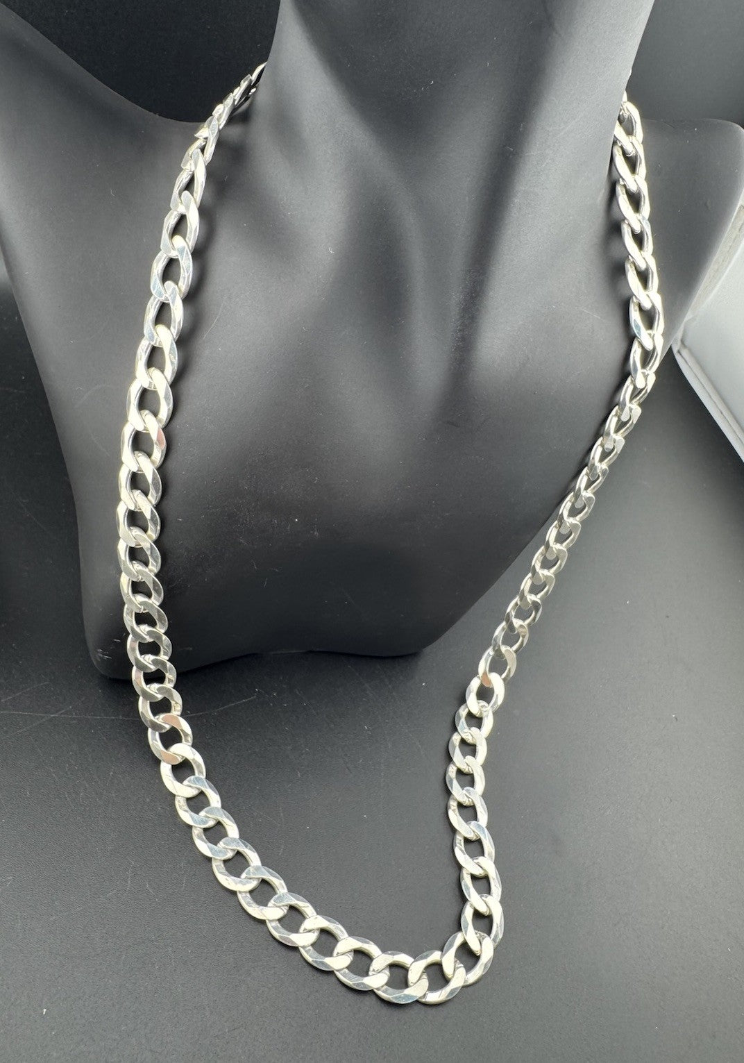 925 Silver Cuban Link Chain 24in 10.5mm 72.2 Grams Made in Italy Bold Statement