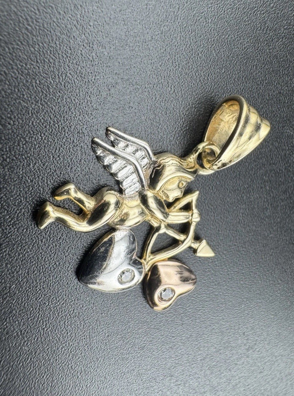 14K Tri-Tone Gold Angel Cupid Pendant 2 Hearts Bow 2.2 Grams 19x21mm Rose White