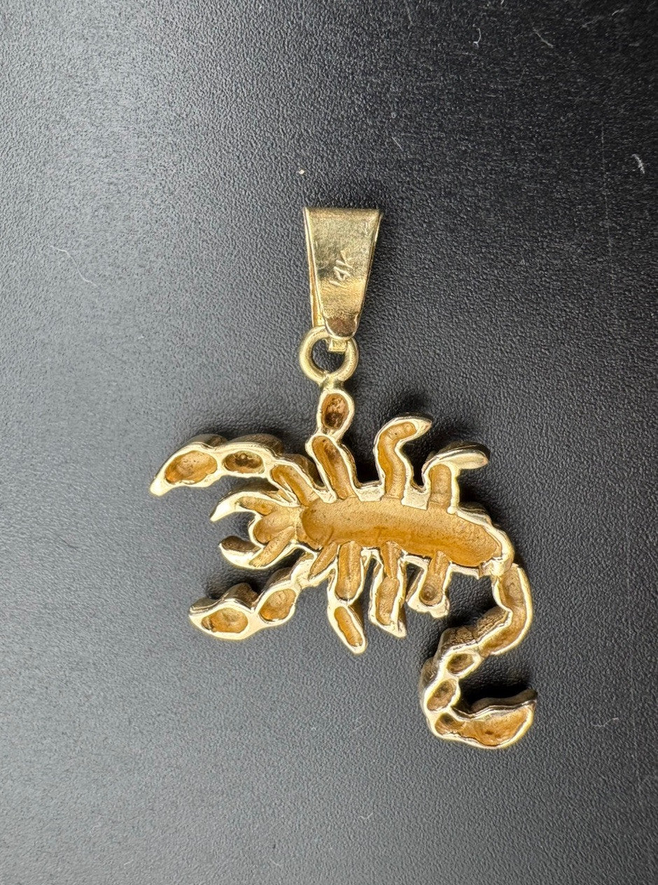 14k Yellow Gold Textured  Scorpion Scorpio Pendant 27.92x34.02mm ~ 6.2 Grams