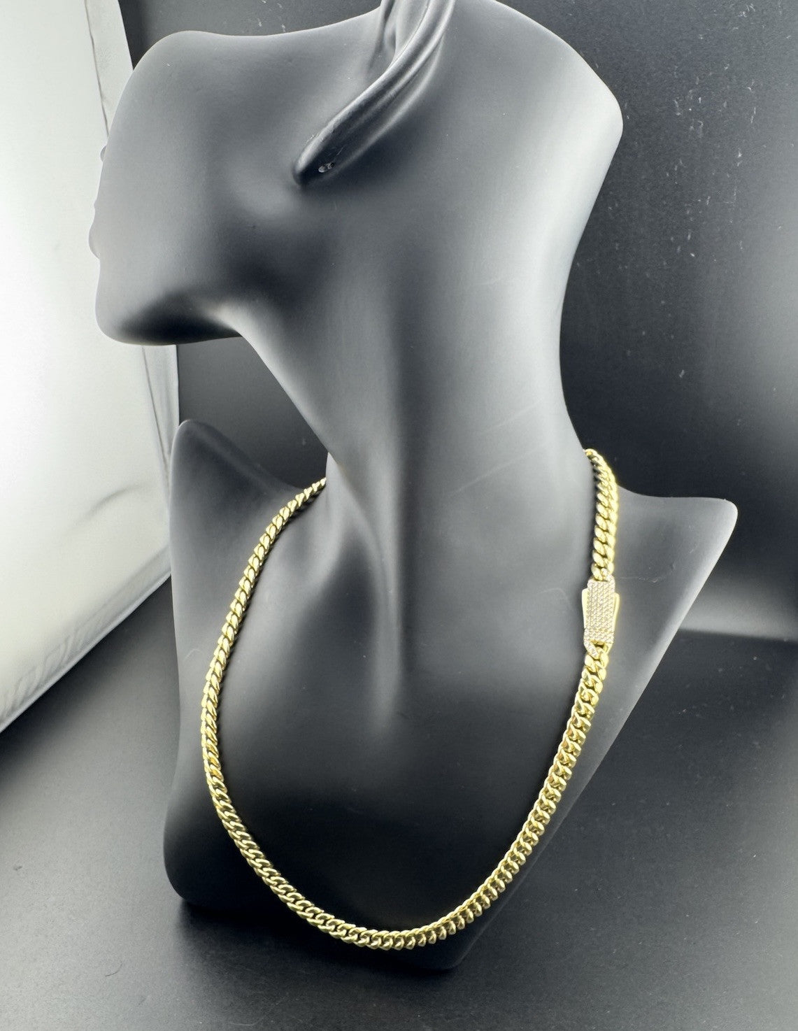 Monaci Hollow Jingle Bell Link Chain 14k Yellow Gold ~ 10.4 Grams 18in Width 6mm