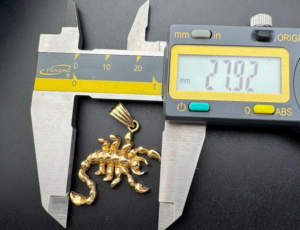 14k Yellow Gold Textured  Scorpion Scorpio Pendant 27.92x34.02mm ~ 6.2 Grams