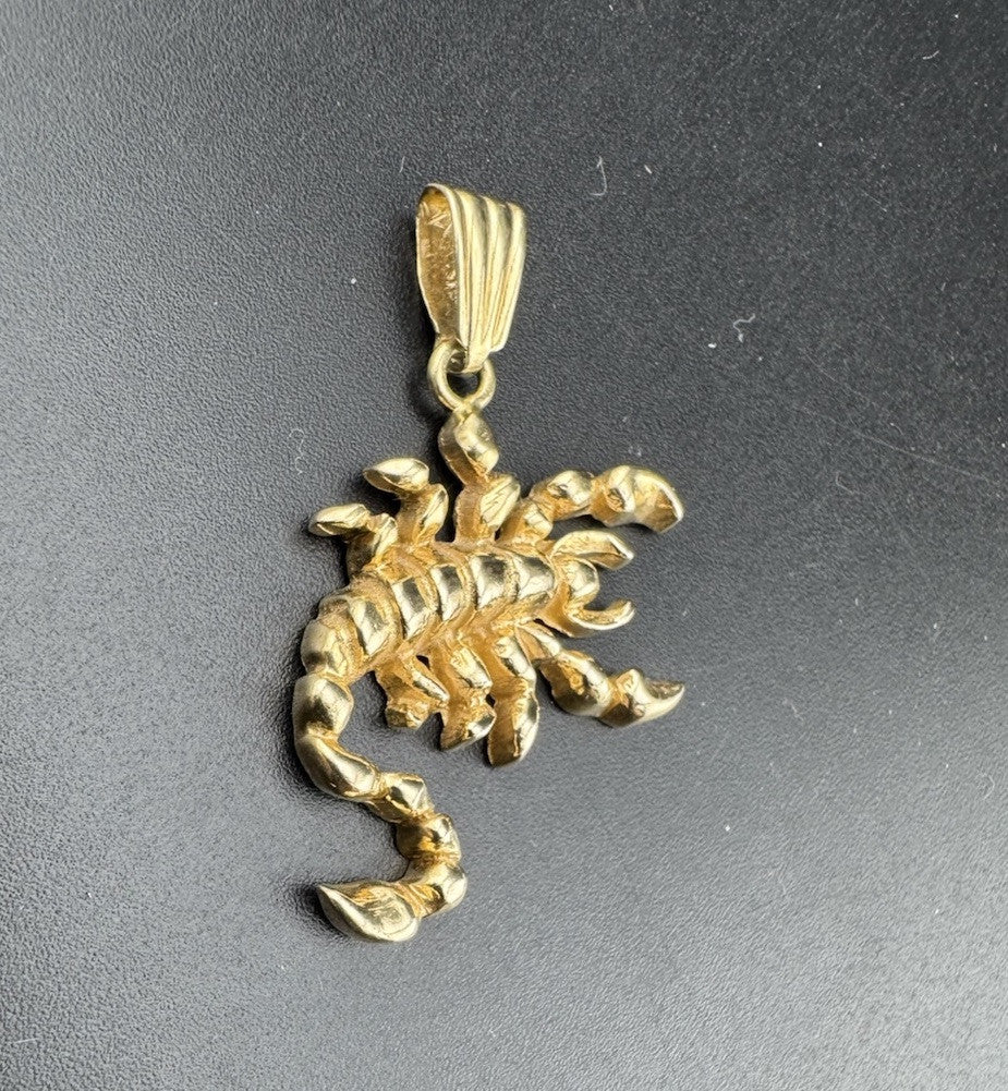 14k Yellow Gold Textured  Scorpion Scorpio Pendant 27.92x34.02mm ~ 6.2 Grams